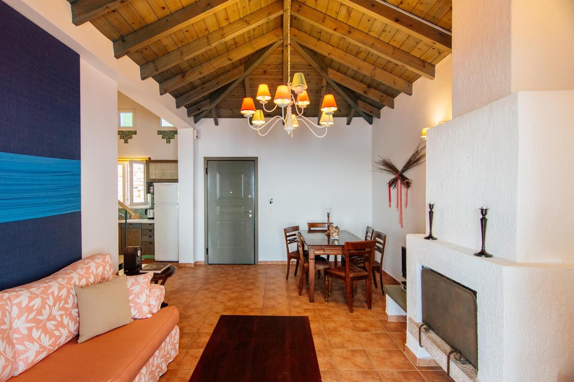 Apelon Tiritas Villas Leonidio Exterior photo